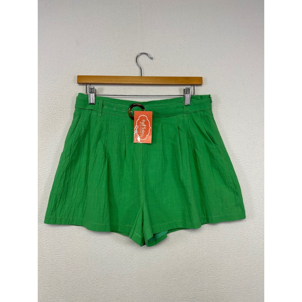 Coastal Preppy Mustard Seed Womens Medium Green Belted Pleated Shorts S21798